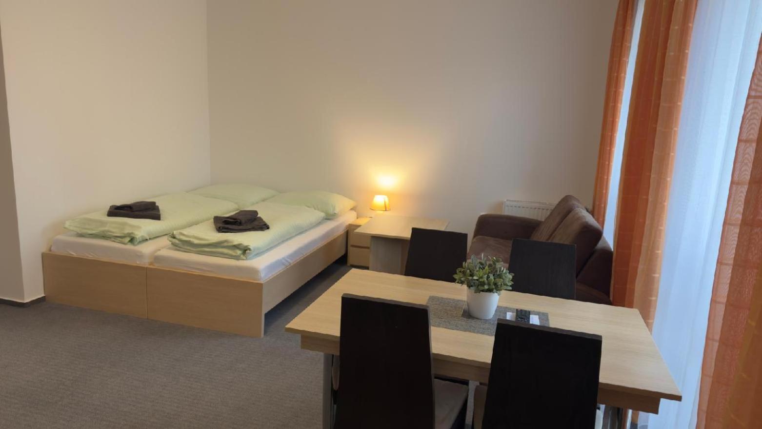 Apartmany Sport With Garage ロキトニツェ・ナト・イゼロウ エクステリア 写真